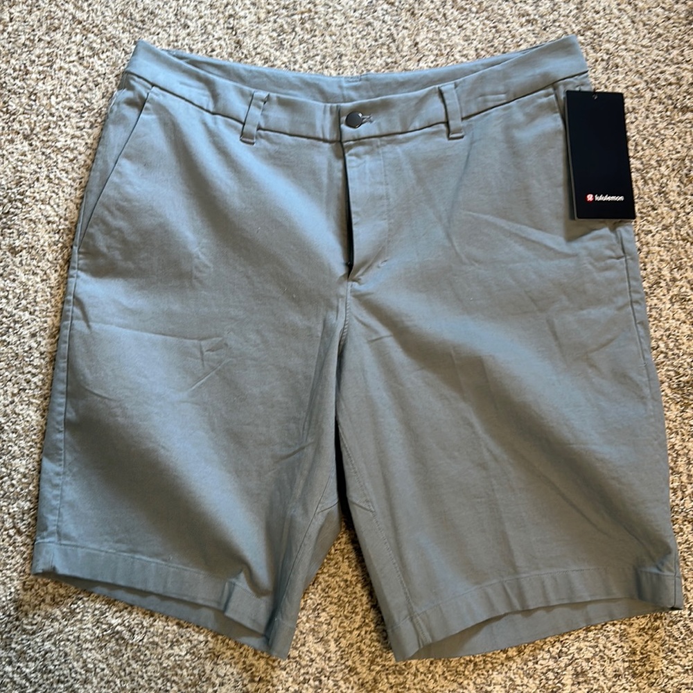 Lululemon Commission Short Relaxed 11in